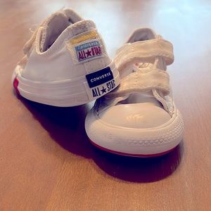 Converse canvas all star Velcro sneakers sz 6C